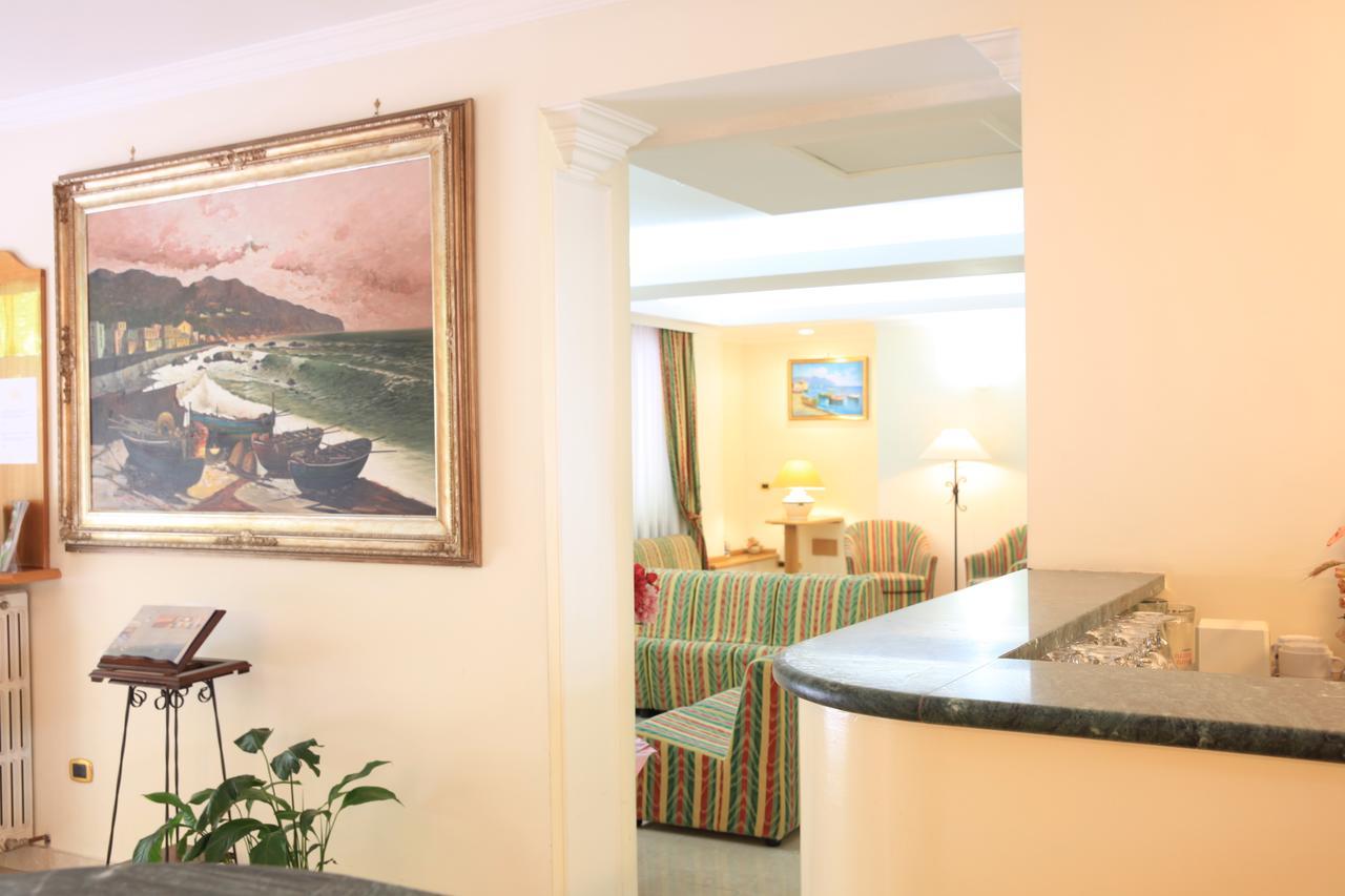 Hotel Ludovici Fiuggi Buitenkant foto