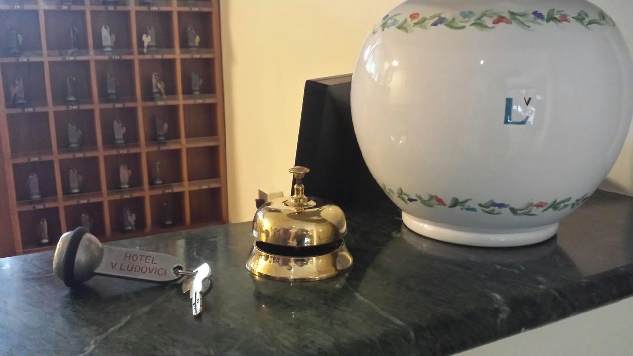 Hotel Ludovici Fiuggi Buitenkant foto