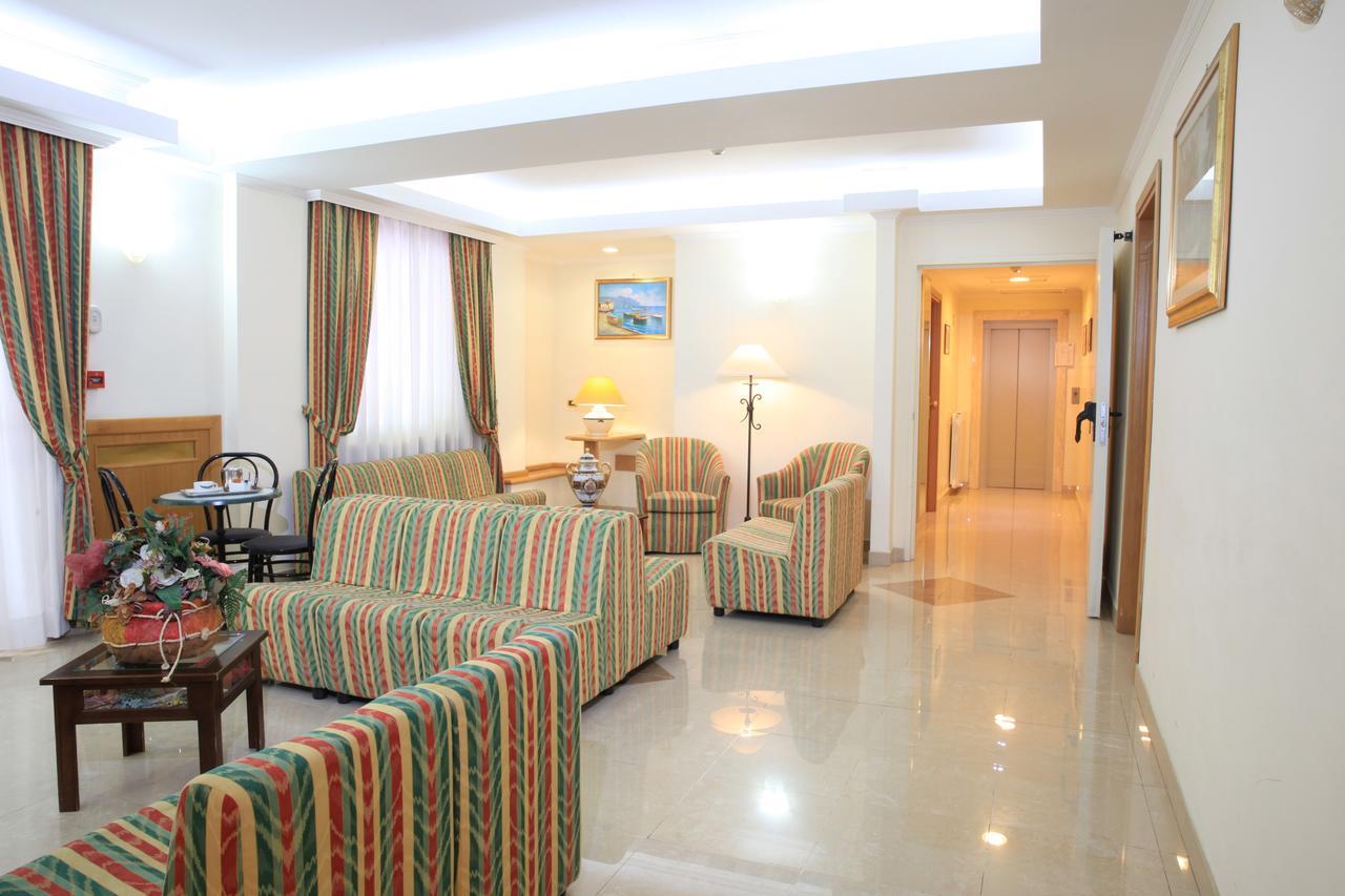 Hotel Ludovici Fiuggi Buitenkant foto